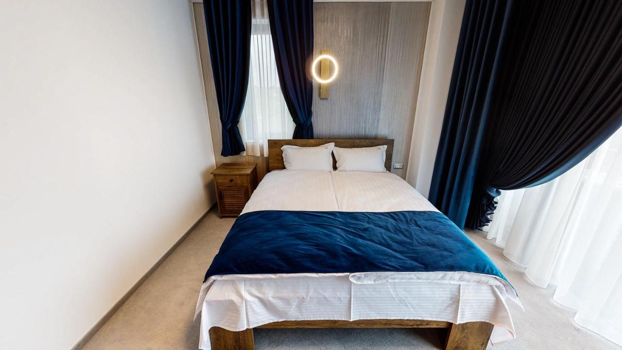 Hotel Angel Sofia Фэлтичени Экстерьер фото
