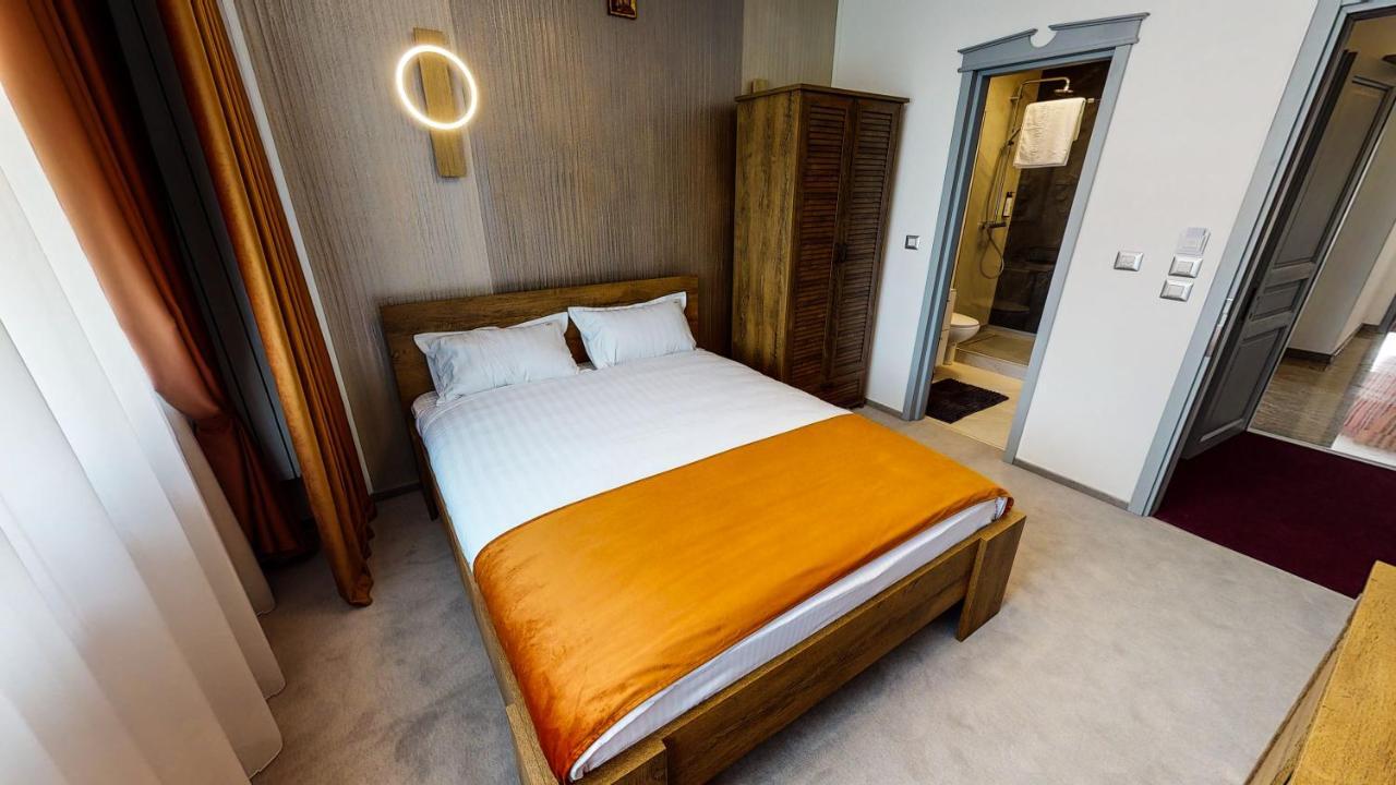 Hotel Angel Sofia Фэлтичени Экстерьер фото