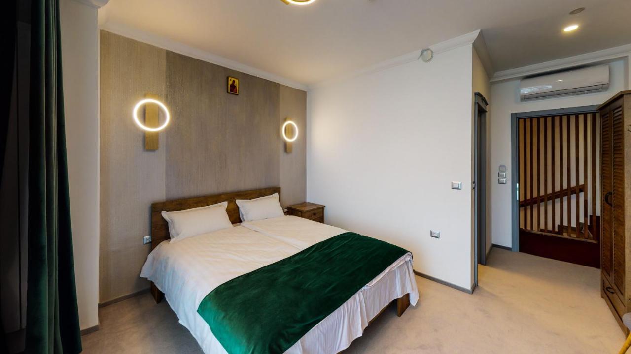 Hotel Angel Sofia Фэлтичени Экстерьер фото